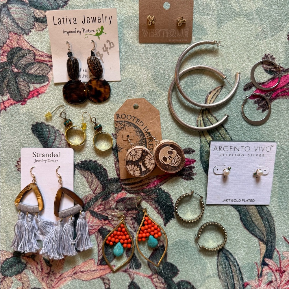 10 pairs of assorted earrings